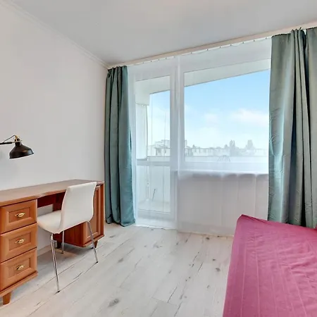 Pokoje Przymorze - Obroncow Wybrzeza 8a Homestay *